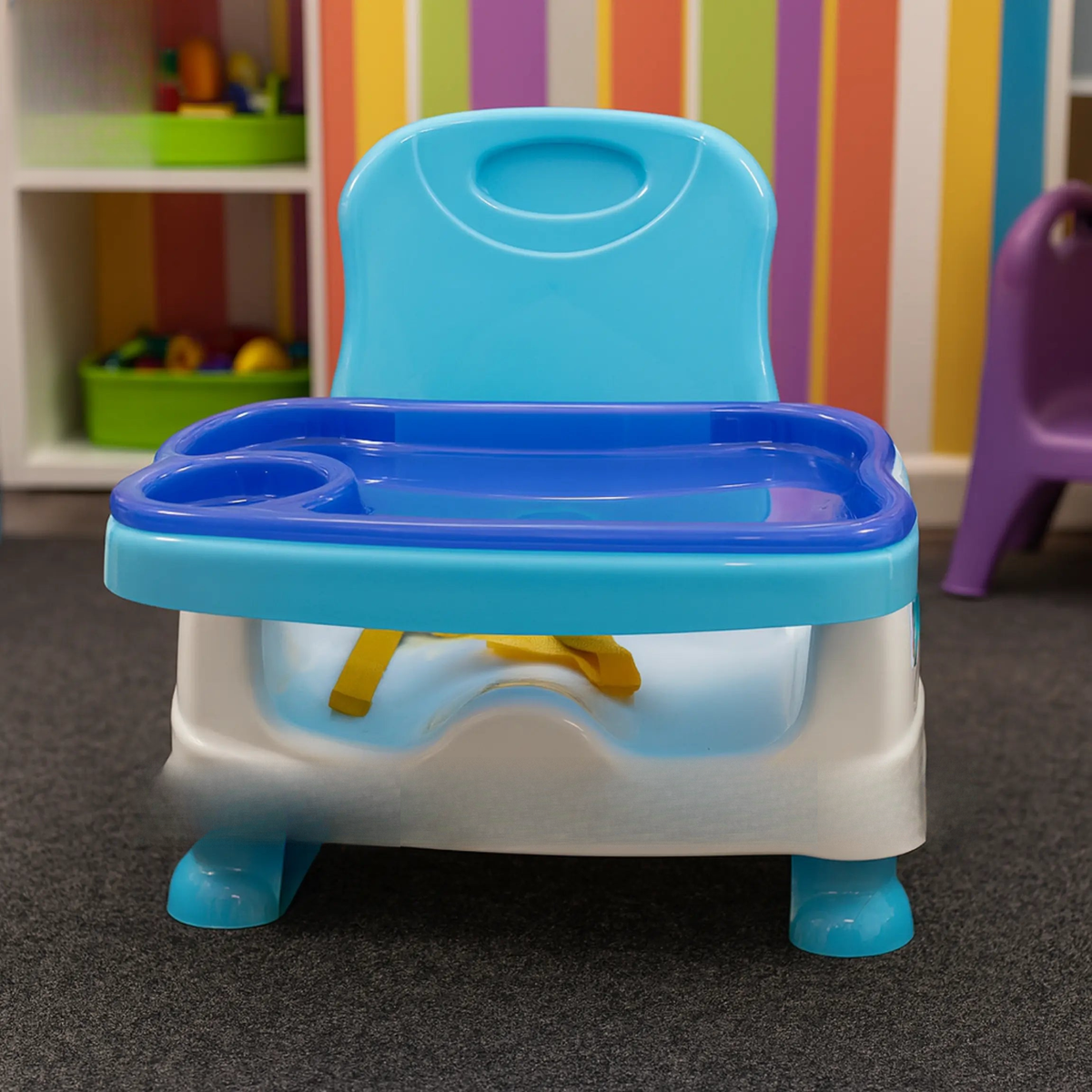 Portable baby booster seat for travel