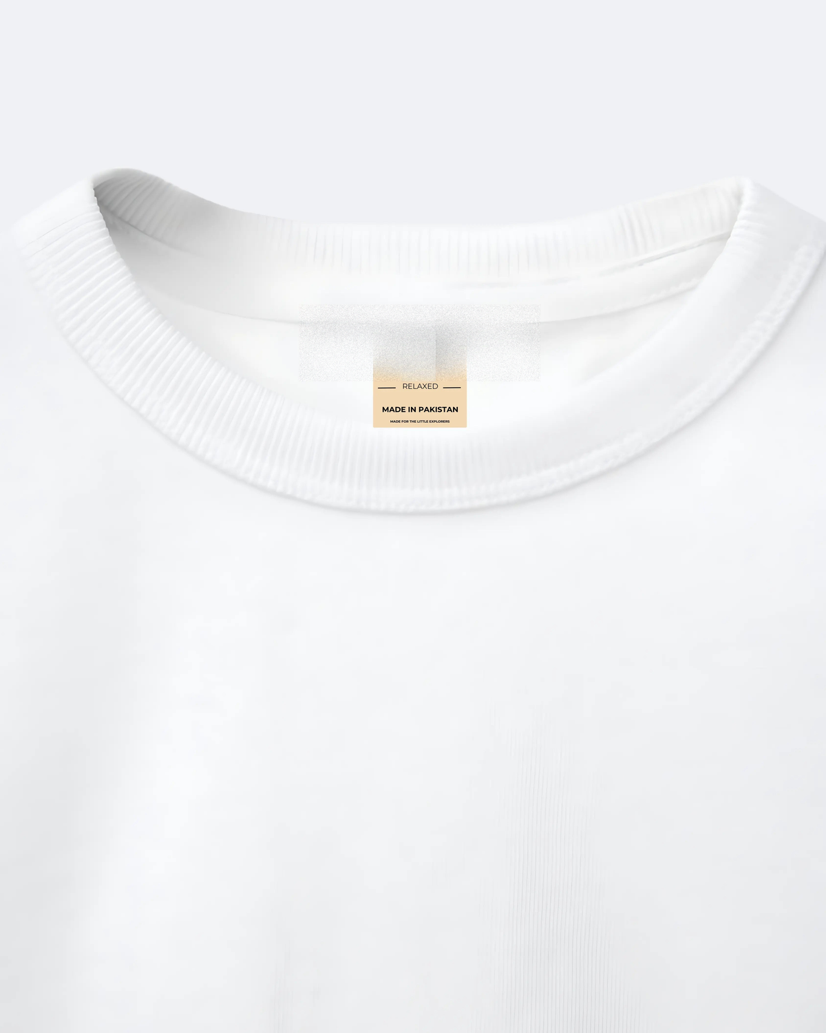 Heavyweight cotton shirt with crochet pocket